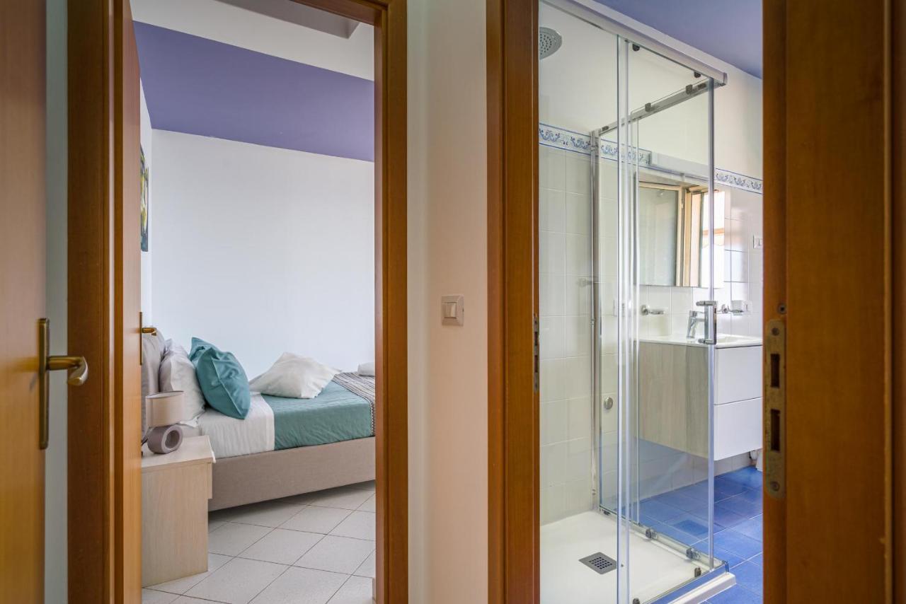 דירות לטויאני Loft Balcone Sul Mare מראה חיצוני תמונה