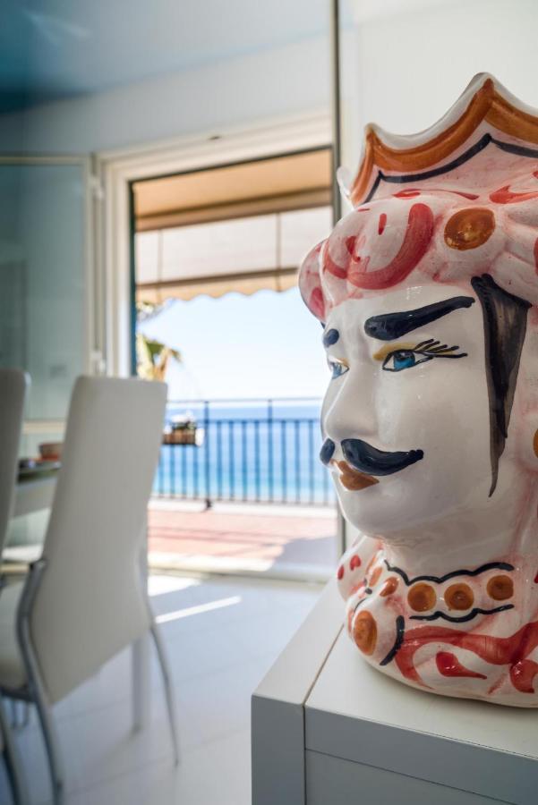 דירות לטויאני Loft Balcone Sul Mare מראה חיצוני תמונה